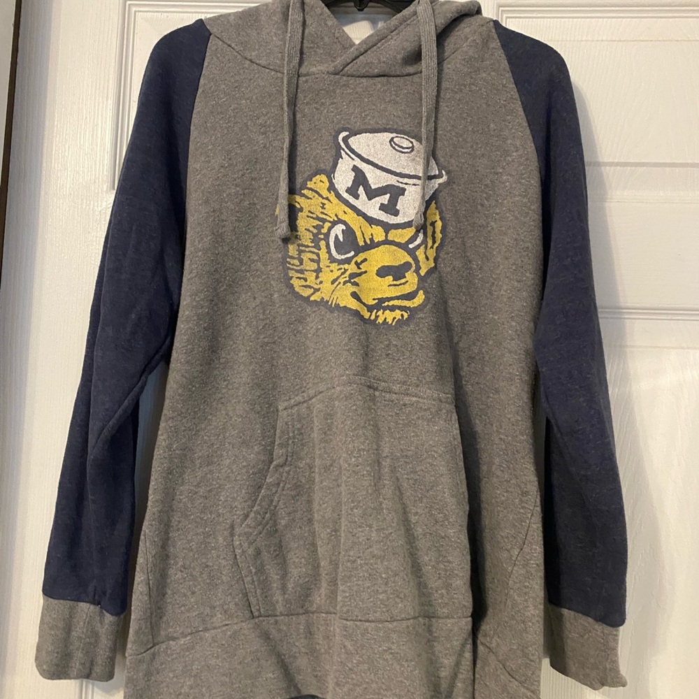 -hoodie
